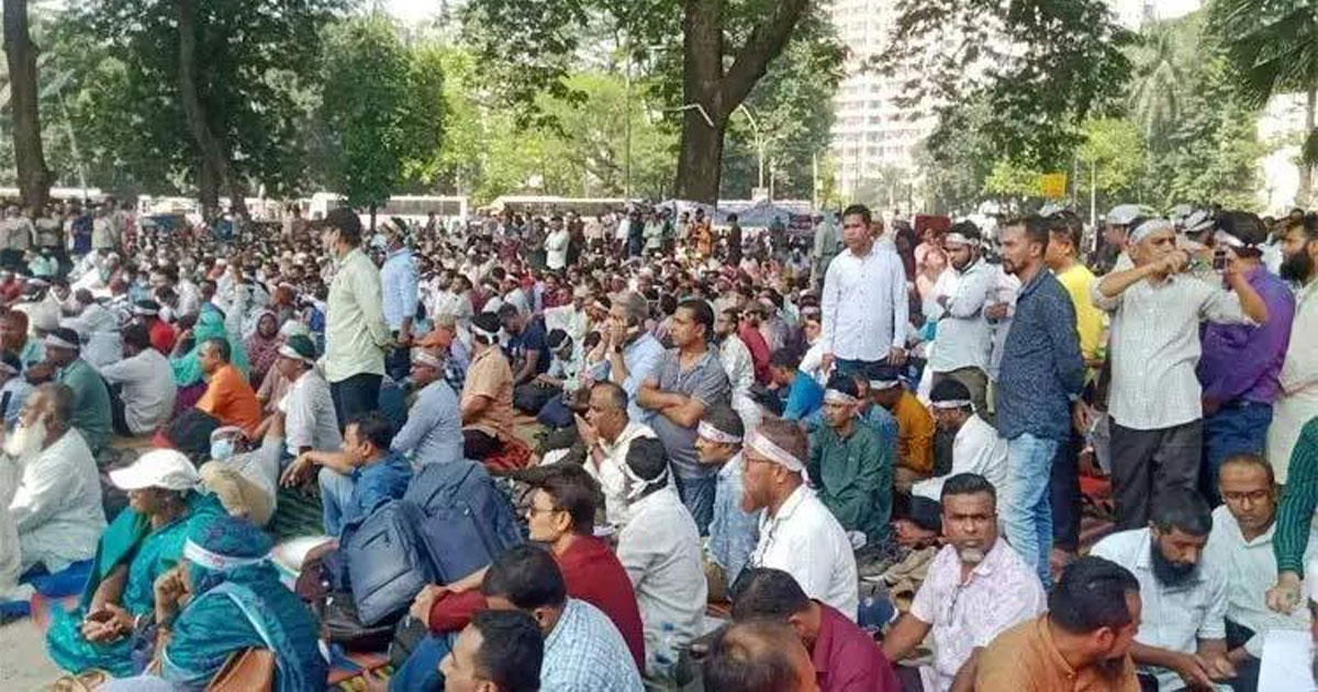 প্রাথমিক শিক্ষকের আন্দোলন জারি, ৬৫ হাজার বিদ্যালয়ে পড়াশোনা স্থগিত