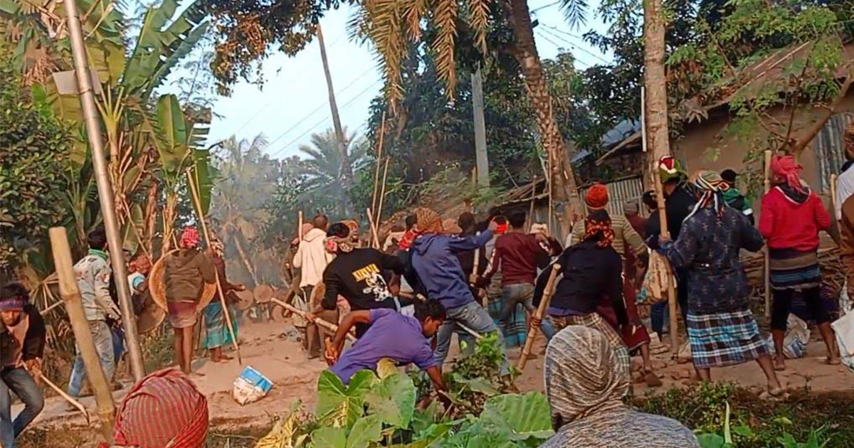 ঝিনাইদহে আধিপত্য বিস্তার নিয়ে দু’পক্ষের সংঘর্ষে ১০ জন আহত