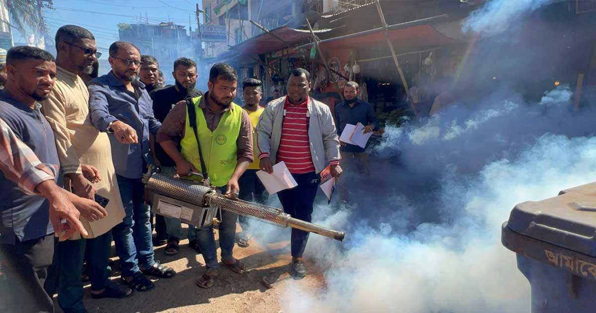 ষোলশহর ওয়ার্ডে চসিকের ক্রাশ প্রোগ্রাম