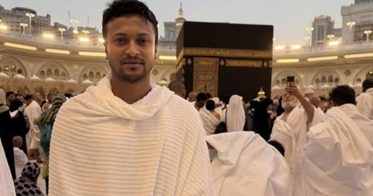 আল্লাহ যেন বাংলাদেশের মানুষকে সব বিপদ থেকে রক্ষা করেন: সাকিব