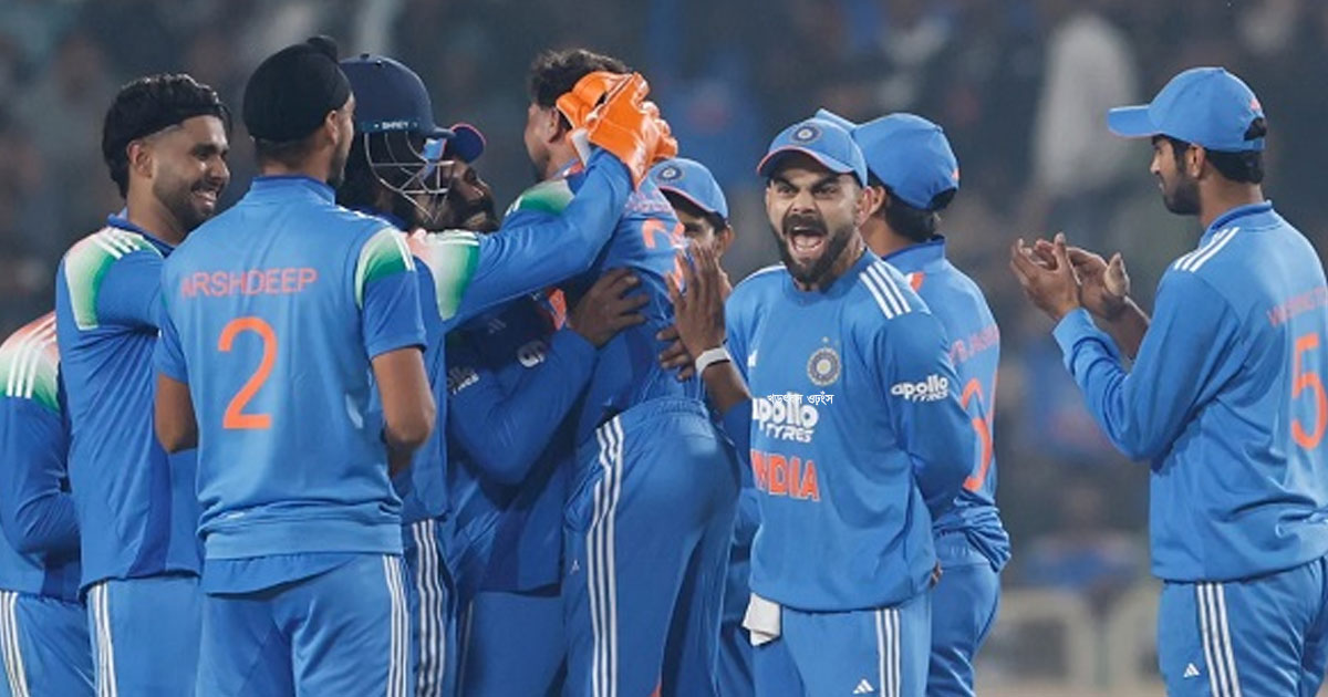 কোহলির রেকর্ড সেঞ্চুরিতে সিরিজে এগিয়ে ভারত