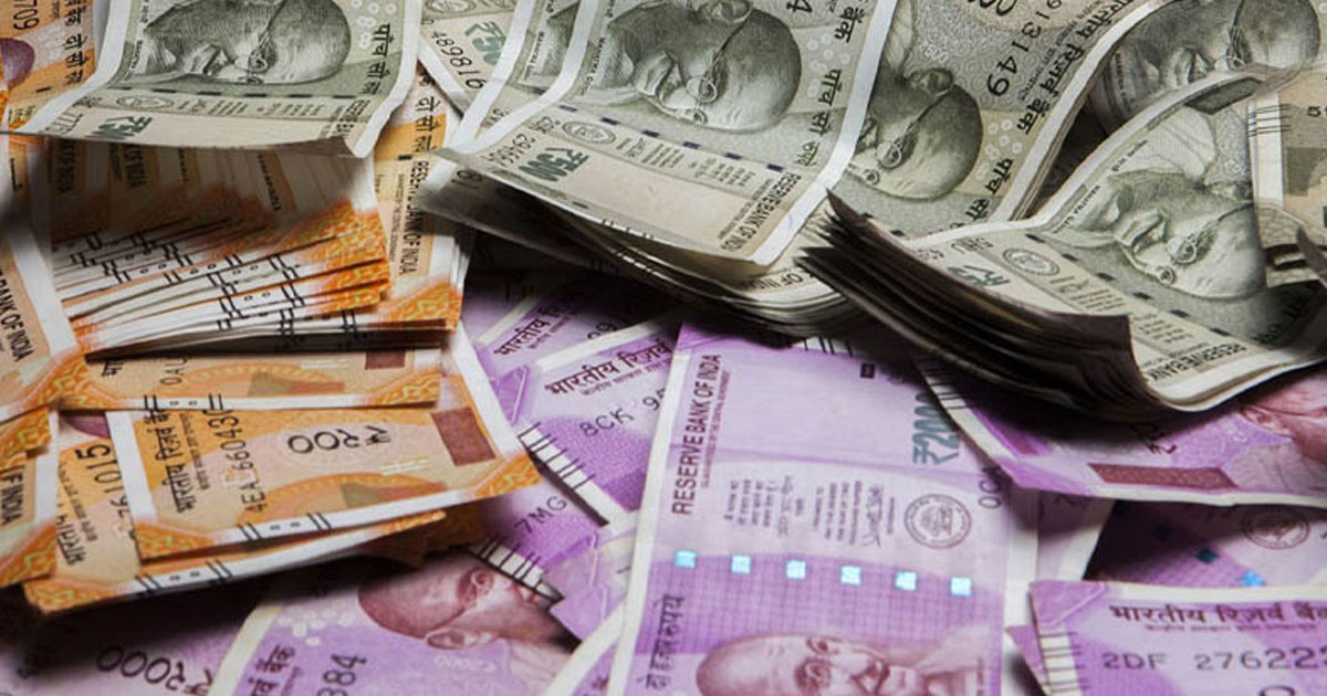 মার্কিন ডলারের বিপরীতে রুপির রেকর্ড পতন: এক ডলার ৯০.২০ টাকা