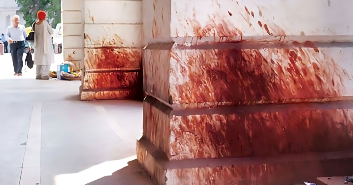 লন্ডনে বাংলাদেশি পাড়ায় পানের পিক পরিষ্কারে খরচ অর্ধকোটি টাকা