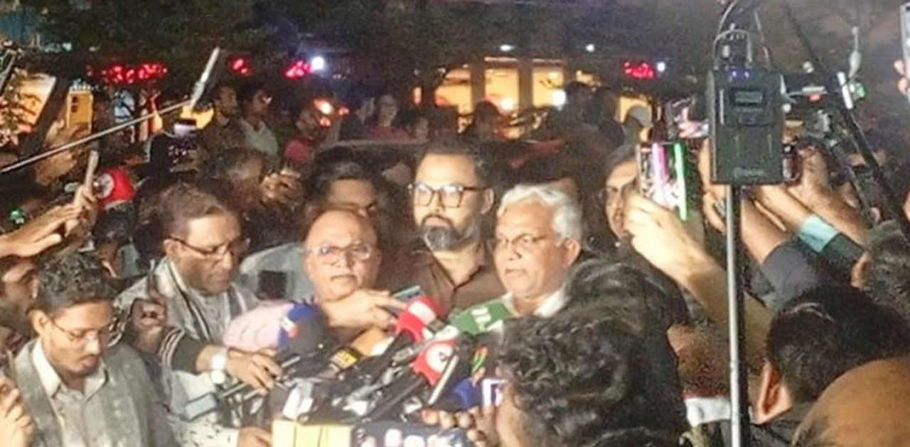 খালেদা জিয়ার অবস্থা অপরিবর্তিত: ডা. জাহিদ