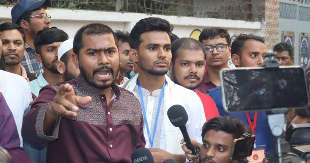 আসিফ মাহমুদকে দলে টানতে চাইছেন ভিপি নুর!