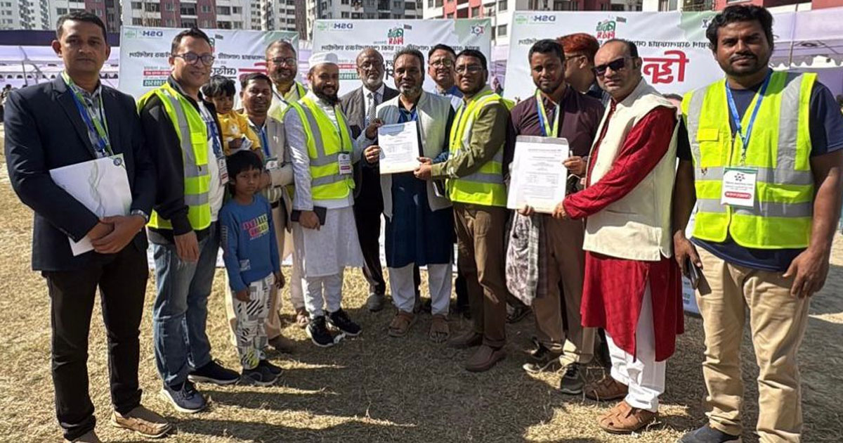 উত্তরায় ফ্রি মেডিকেল ক্যাম্পে চিকিৎসা নিলেন প্রায় ৩ হাজার মানুষ