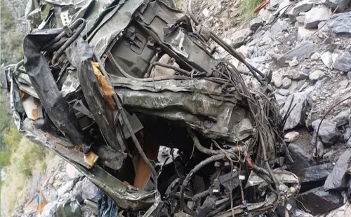 কাশ্মীরে ভারতীয় ৩ সেনা নিহত