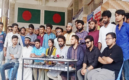 ববি উপাচার্যের পদত্যাগের দাবি শিক্ষার্থীদের