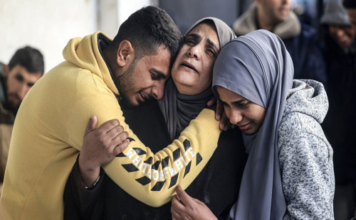 ইসরায়েলি হামলায় একদিনে আরও ৪০ ফিলিস্তিনি নিহত