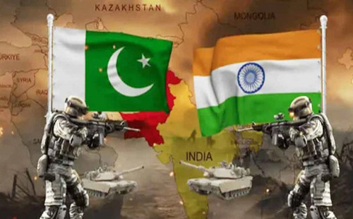 ভারত-পাকিস্তানের মধ্যে সামরিক শক্তিতে কে এগিয়ে?