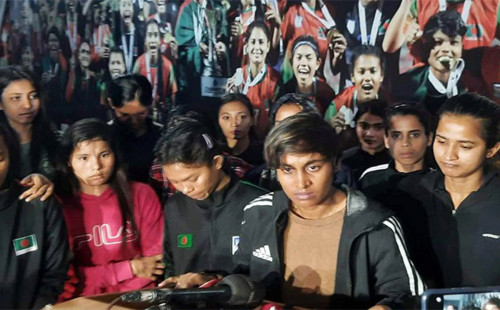 বাফুফের সঙ্গে নতুন চুক্তিতে বিদ্রোহী নারী ফুটবলাররা