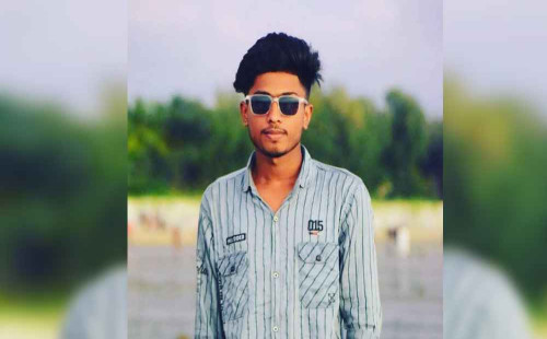 ছাত্রদলের এক কর্মী কাটলেন আরেক কর্মীর রগ