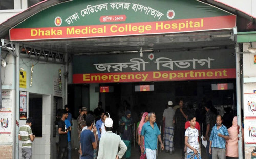 কবুতর ধরতে গিয়ে ছাদ থেকে পড়ে শিক্ষার্থীর মৃত্যু