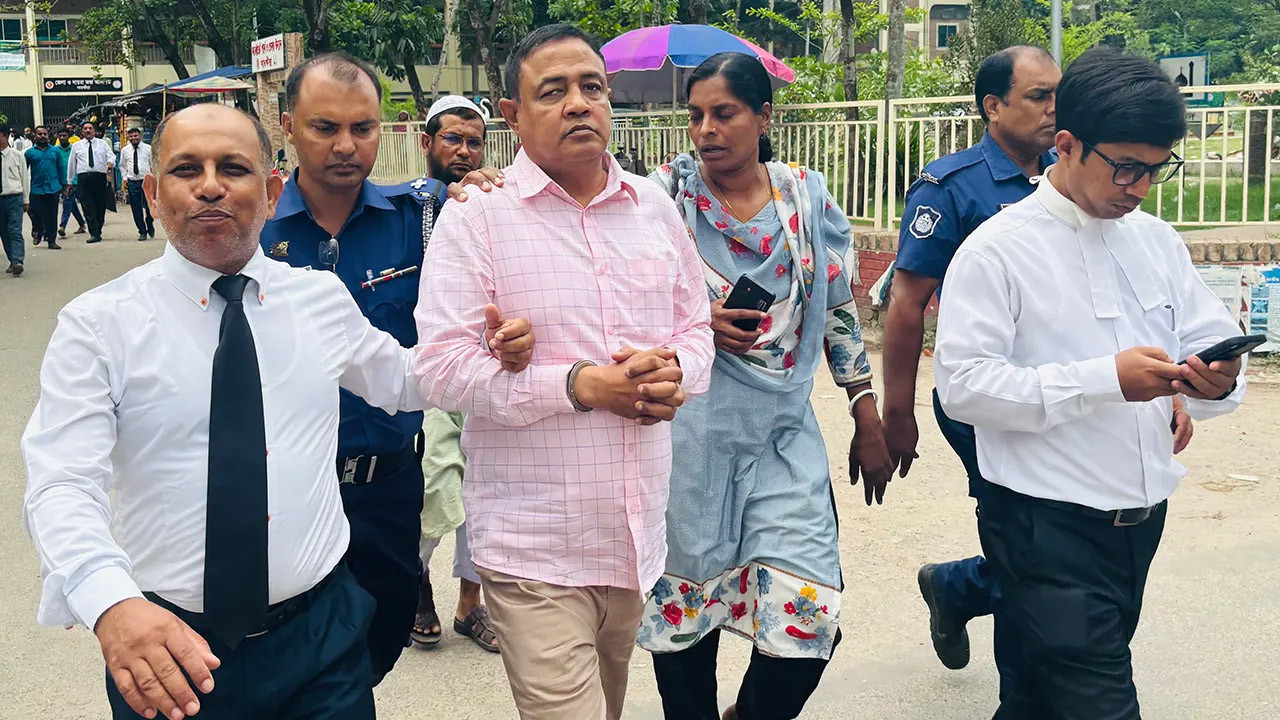 হত্যা মামলায় সাংবাদিক হাবিব কারাগারে