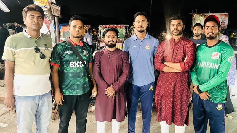 হাসনাত আব্দুল্লাহকে হত্যাচেষ্টা মামলায় ক্রিকেটারের জামিন