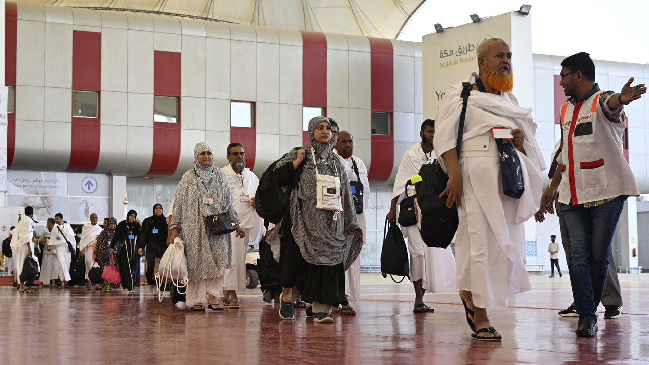 সৌদি পৌঁছেছেন ৩৭১১৫ হজযাত্রী, মোট ৫ জনের মৃত্যু
