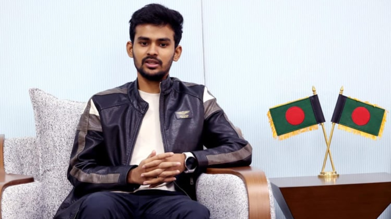 গণহত্যাকারীরা সারাদেশে বিশৃঙ্খলা সৃষ্টির পরিকল্পনা করছে : আসিফ মাহমুদ