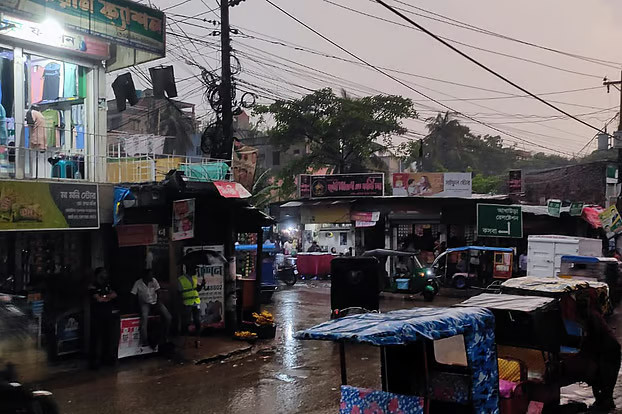 দেশের কয়েক জেলায় স্বস্তির বৃষ্টি, কমেছে তাপমাত্রা
