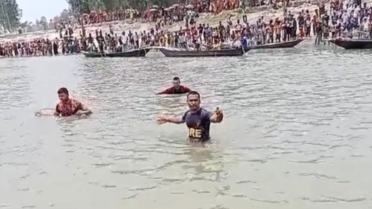 ব্রহ্মপুত্র নদে ভেসে উঠল দুই ভাইয়ের মরদেহ