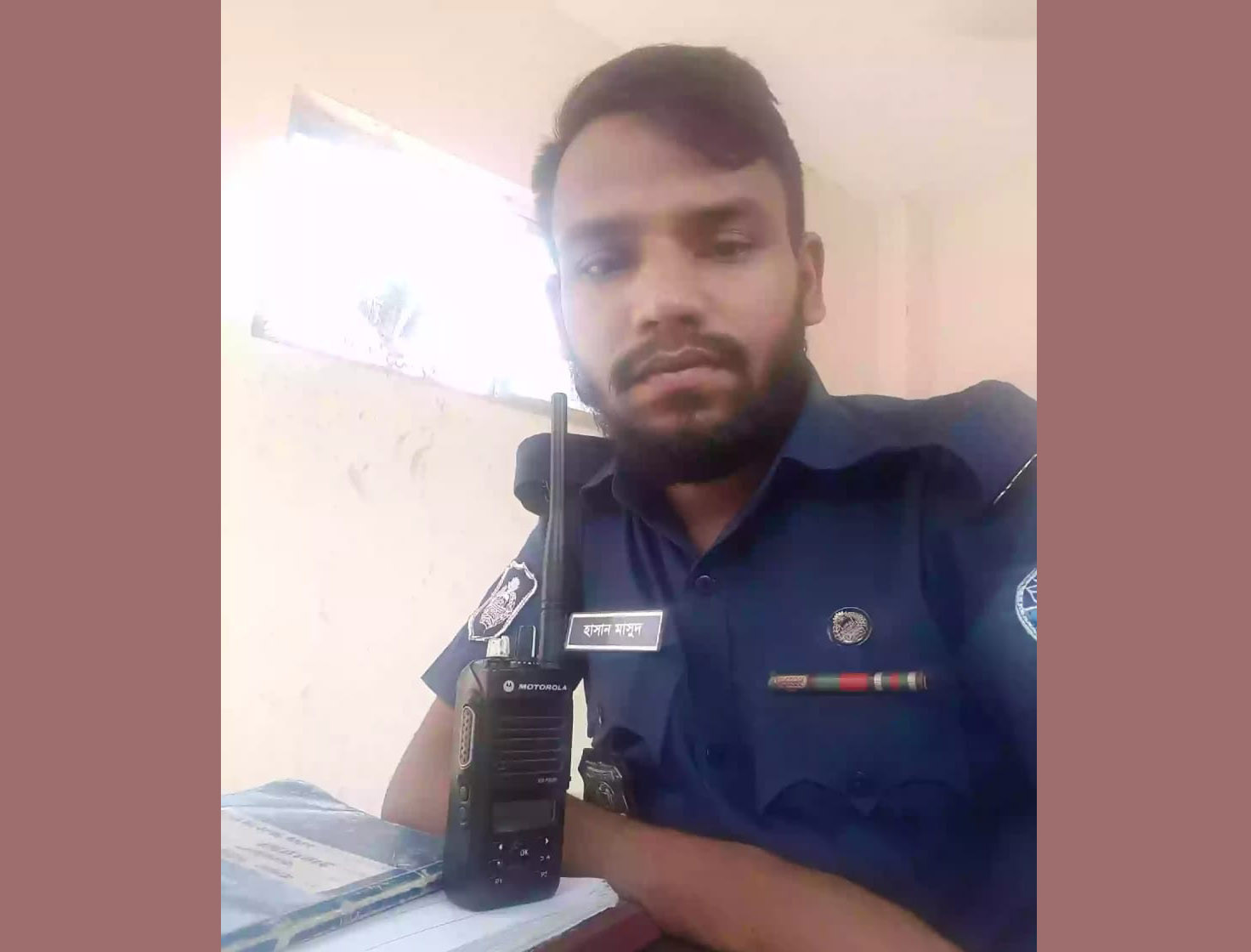 পুলিশ কনস্টেবলের বিরুদ্ধে সাবেক স্ত্রীর নগ্ন ছবি ছড়ানোর অভিযোগ