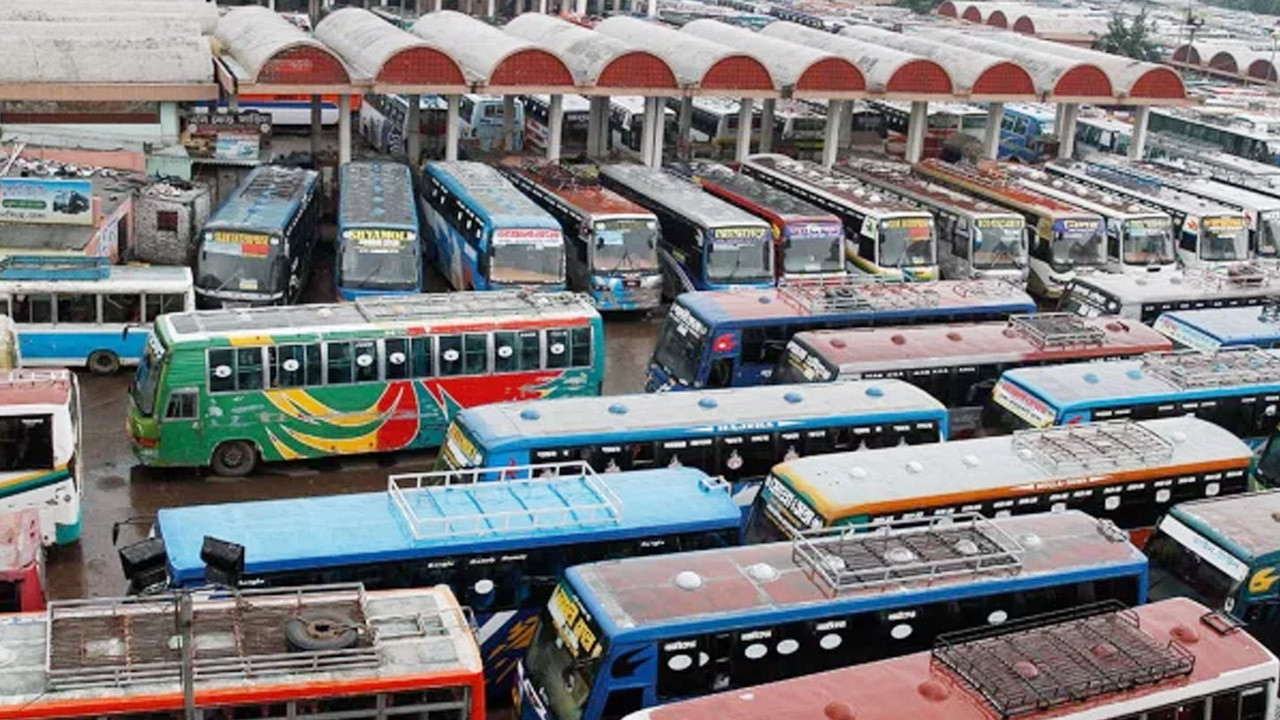 ঈদযাত্রায় বাসের অগ্রিম টিকিট বিক্রি শুরু