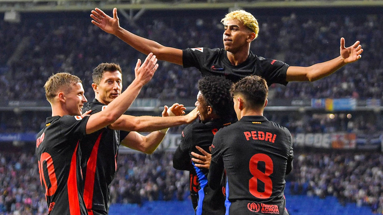 ২ ম্যাচ হাতে রেখেই শিরোপা জিতল বার্সেলোনা