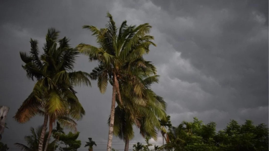 দুপুরের মধ্যে দেশের পাঁচ অঞ্চলে ঝড়ের আভাস