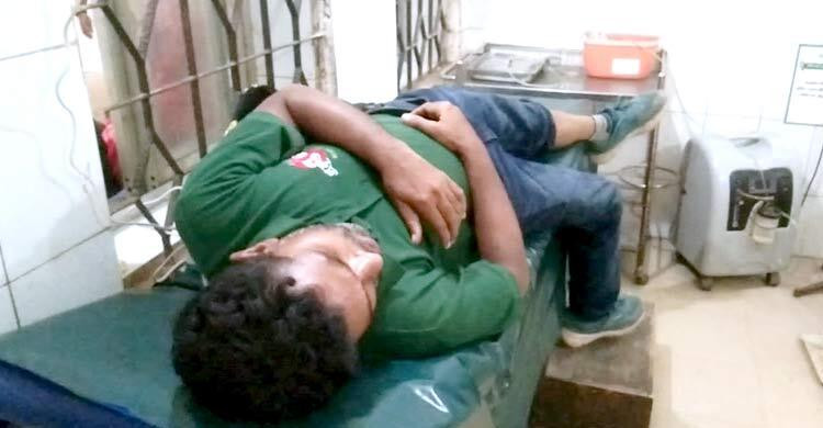 সাভারে ৭১ টিভির সাংবাদিকের ওপর হামলা