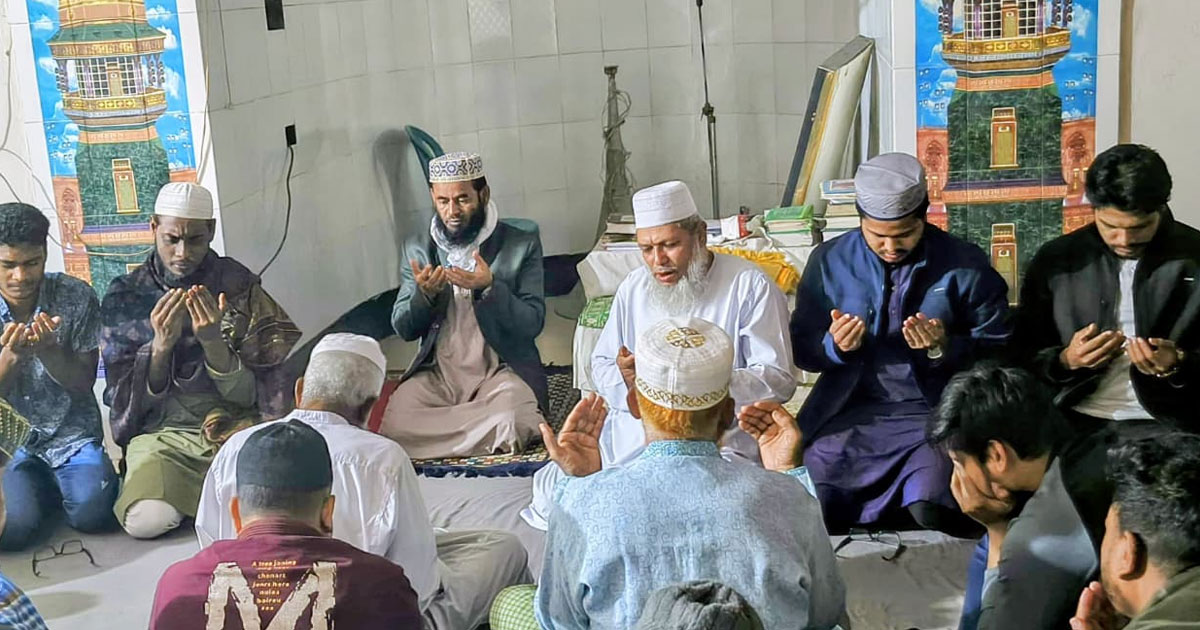 হাদির রুহের মাগফিরাত কামনায় দোয়া মাহফিল