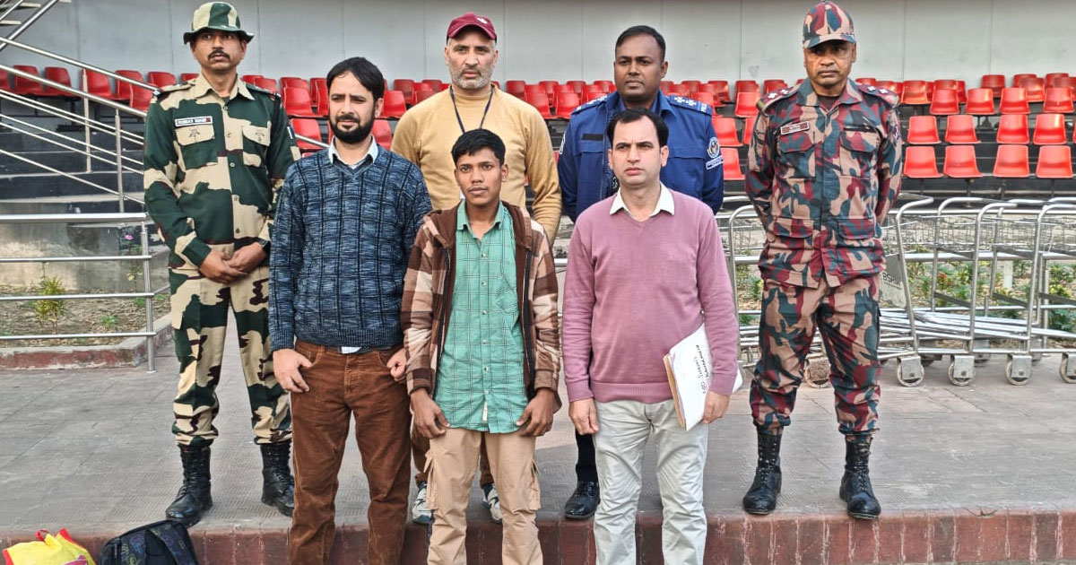 ভারতে সাজা শেষে দেশে ফিরল বাংলাদেশি কিশোর