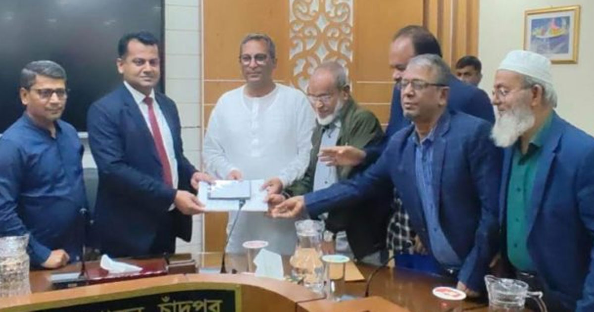 চাঁদপুরের ৫ আসনে ৩৩ প্রার্থীর মনোনয়নপত্র সংগ্রহ