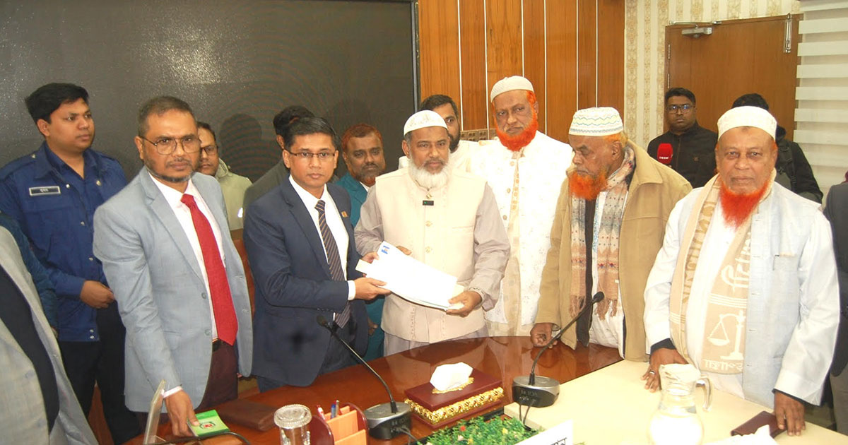 বগুড়া-৬ আসনে জামায়াত প্রার্থী আবিদুরের মনোনয়নপত্র দাখিল