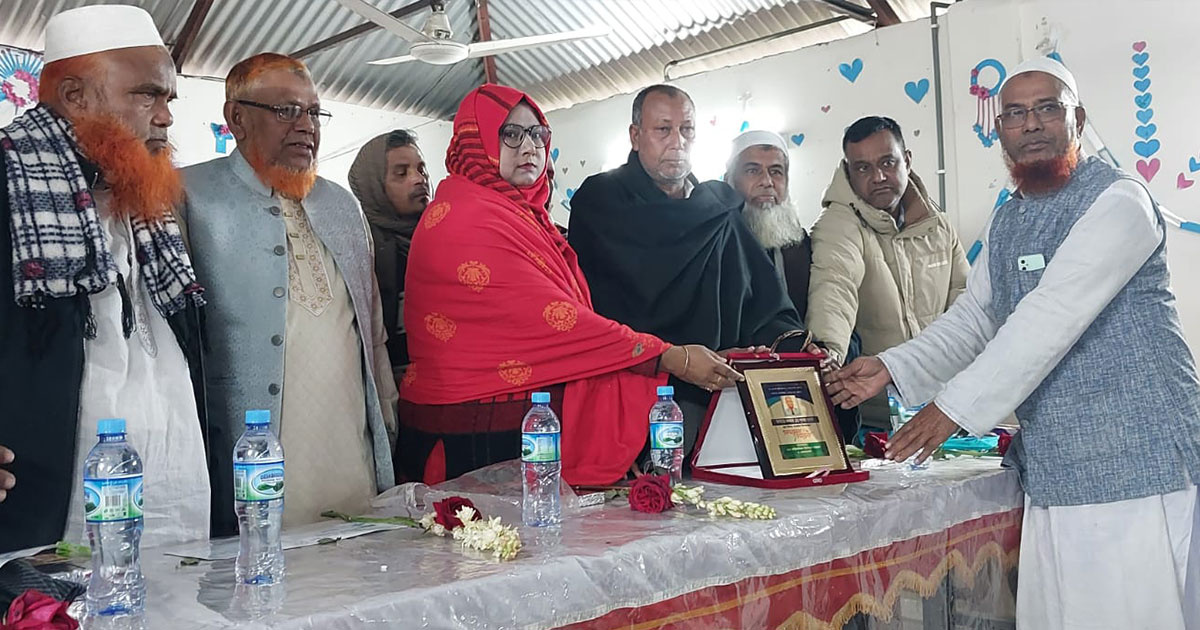 শেরপুর সদরে উপসহকারী কৃষি কর্মকর্তা লুৎফর রহমানকে বিদায়ী সংবর্ধনা