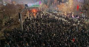 ইরানের তেহরানসহ বিভিন্ন জায়গায় হাজার হাজার বিক্ষোভকারী ফের নেমে এসেছেন