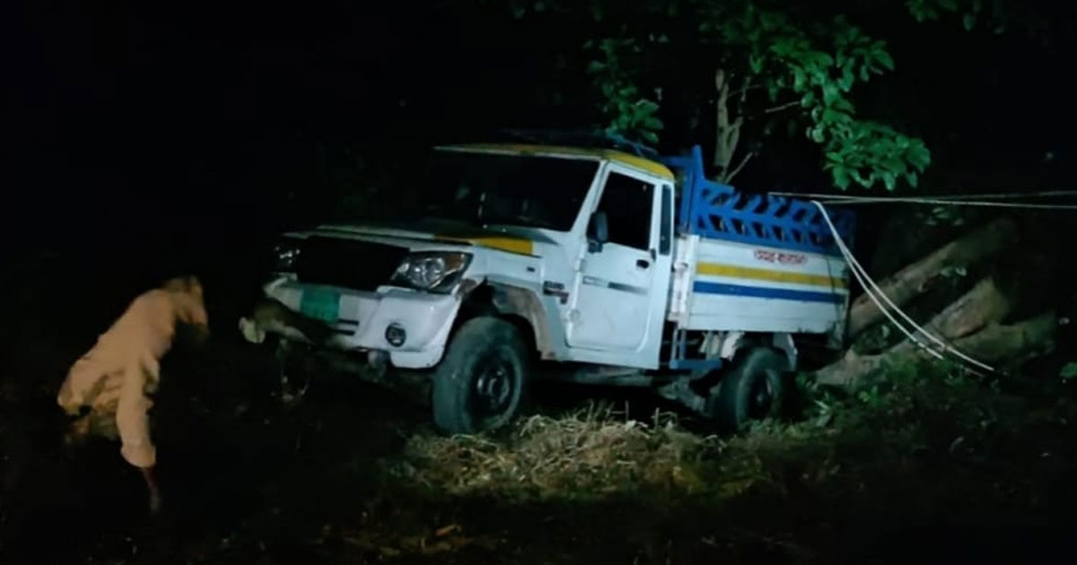 রাঙ্গামাটিতে পিকআপ খাদে পড়ে দুই শ্রমিক নিহত