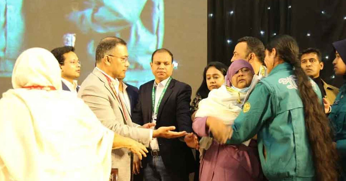 গুমের শিকার পরিবারের সঙ্গে তারেক রহমানের মতবিনিময়