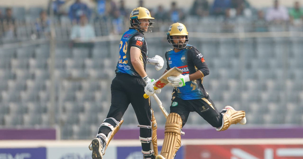 মালান-হৃদয়ের হাফসেঞ্চুরিতেও দুইশ’র আগে থামল রংপুর