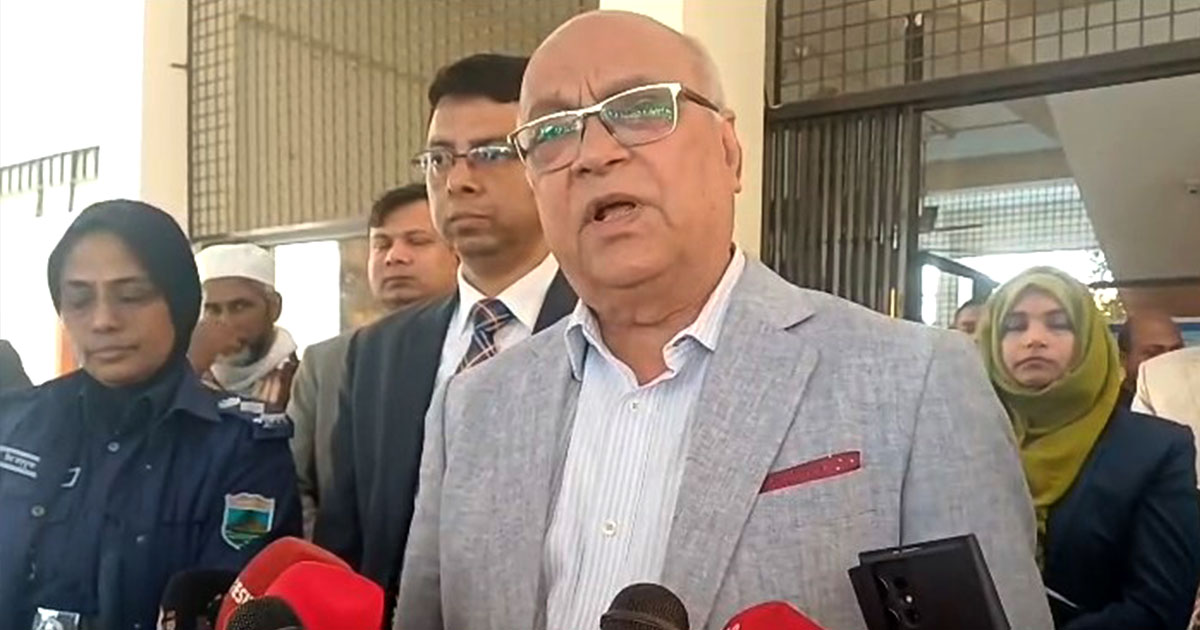 হ্যাঁ–না ভোটে ভোটাধিকার নিশ্চিতের আহ্বান উপদেষ্টা ফারুক ই আজমের