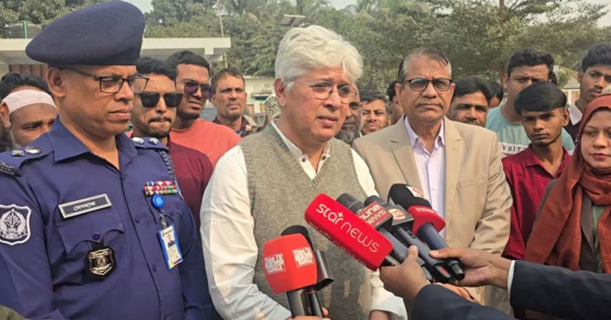 জনগণ গণভোটকে জয়যুক্ত করবে: উপদেষ্টা আদিলুর