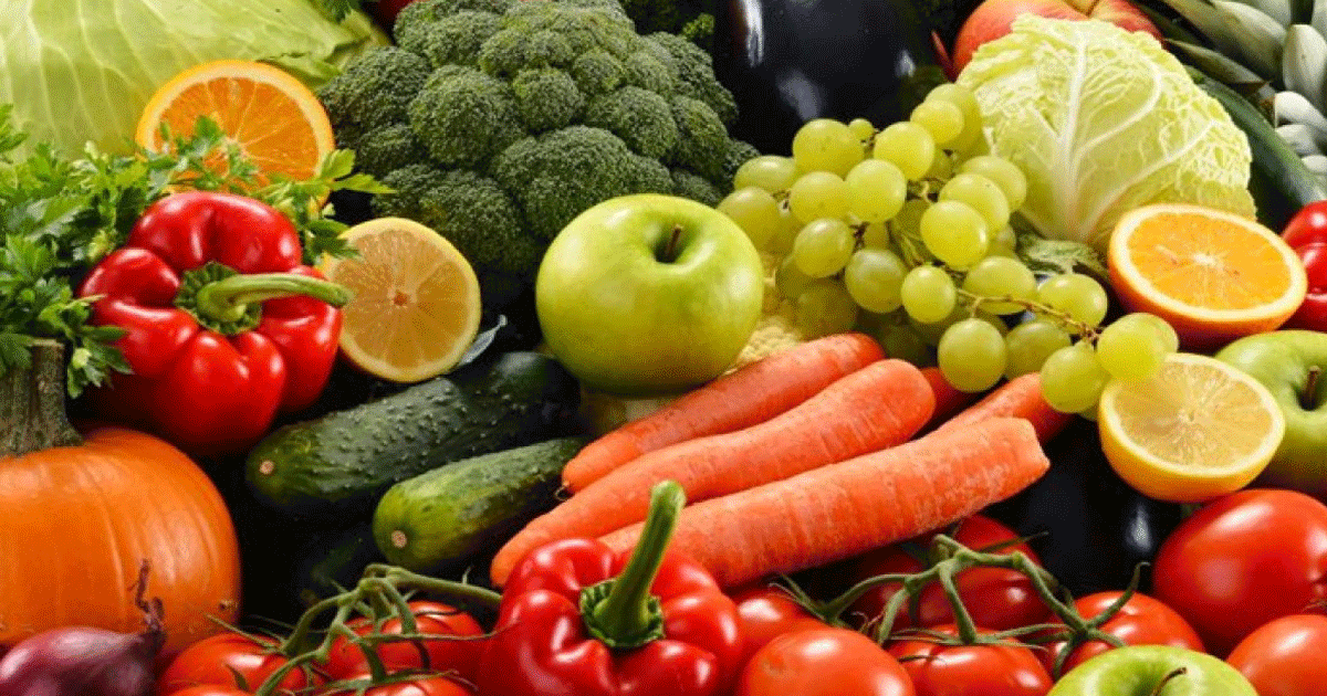 গ্রীষ্মের গরমে সুস্থ থাকতে খাদ্য তালিকায় রাখুন এই ৫ উপকারী খাবার