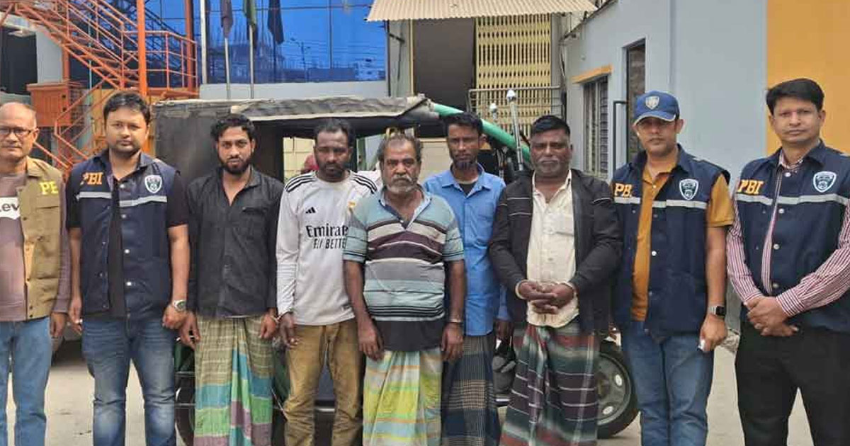 প্রতিবন্ধী চালককে হত্যা করে অটোরিকশা ছিনতাই, গ্রেপ্তার ৫