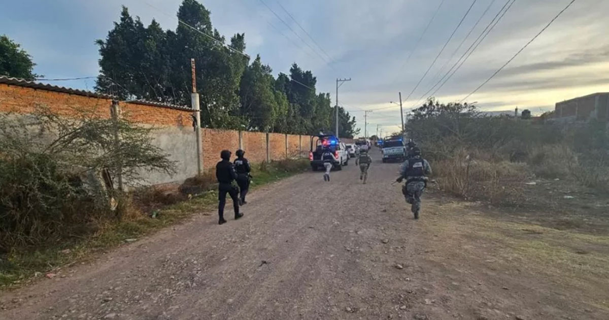 ফুটবল মাঠে ১১ জনকে হত্যা