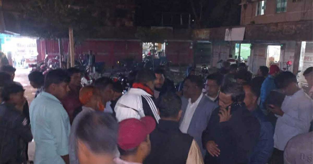 এরশাদ উল্লাহর নির্বাচনী প্রচারণা সভার কাছেই ককটেল বিস্ফোরণ