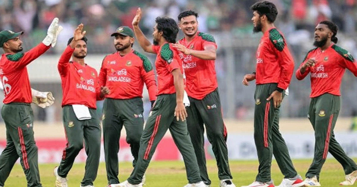 বিশ্বকাপের সময় বাড়ির মাঠে ফিটনেস ধরে রাখছেন টাইগাররা