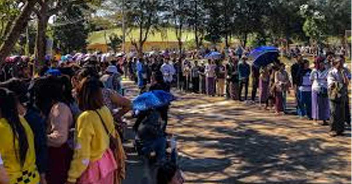 মিয়ানমারে  নির্বাচনে সংখ্যাগরিষ্ঠতা পেল সামরিক-সমর্থিত দল