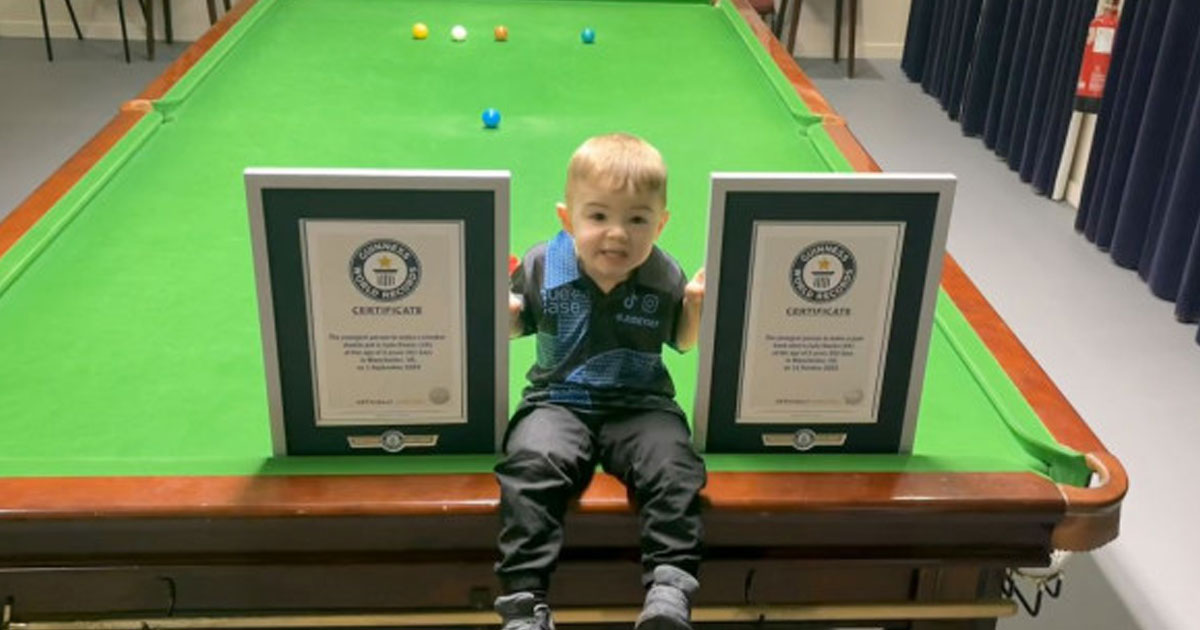 দুই বছর বয়সেই স্নুকারে বিশ্ব রেকর্ড, গিনেস বুকে নাম