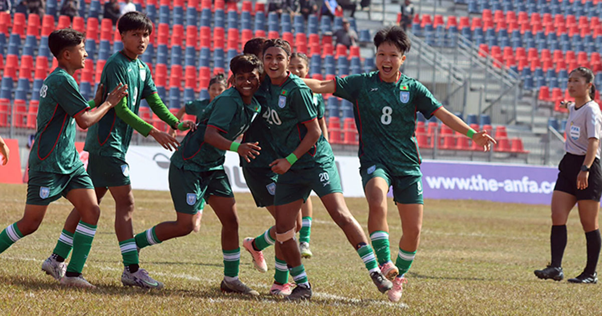 ভারতকে উড়িয়ে ফাইনালে এক পা বাংলাদেশের