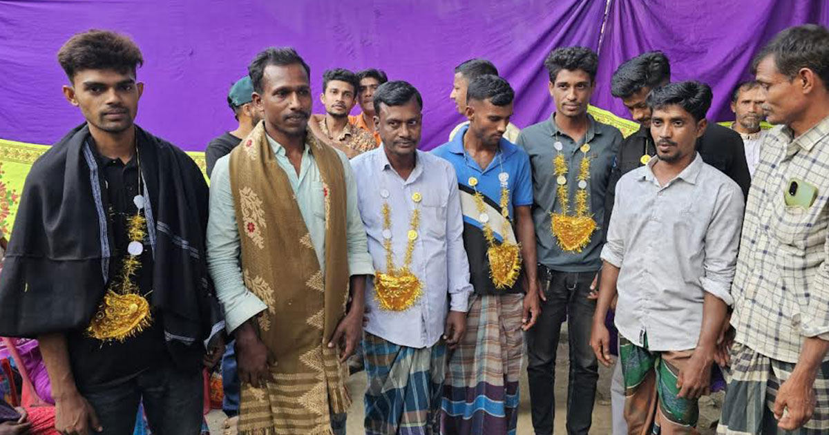 হাতিয়ায় এনসিপির ৭ নেতাকর্মী বিএনপিতে যোগদান