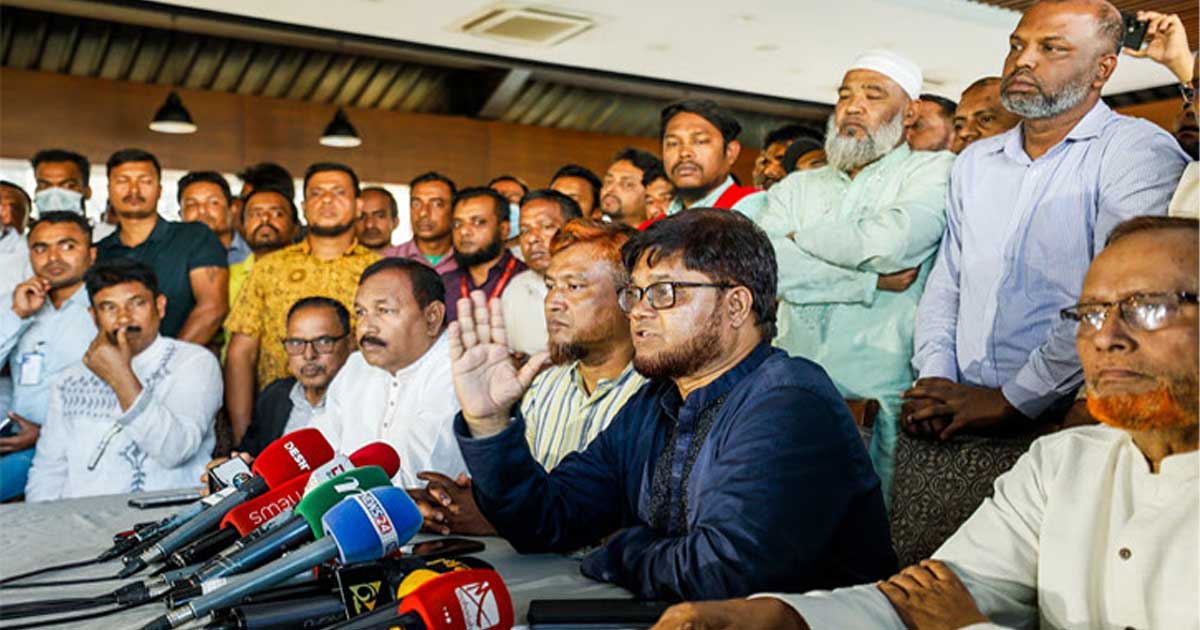 ১৫ বন্দরকর্মীর দেশত্যাগে নিষেধাজ্ঞা ও সম্পদ তদন্তের নির্দেশ