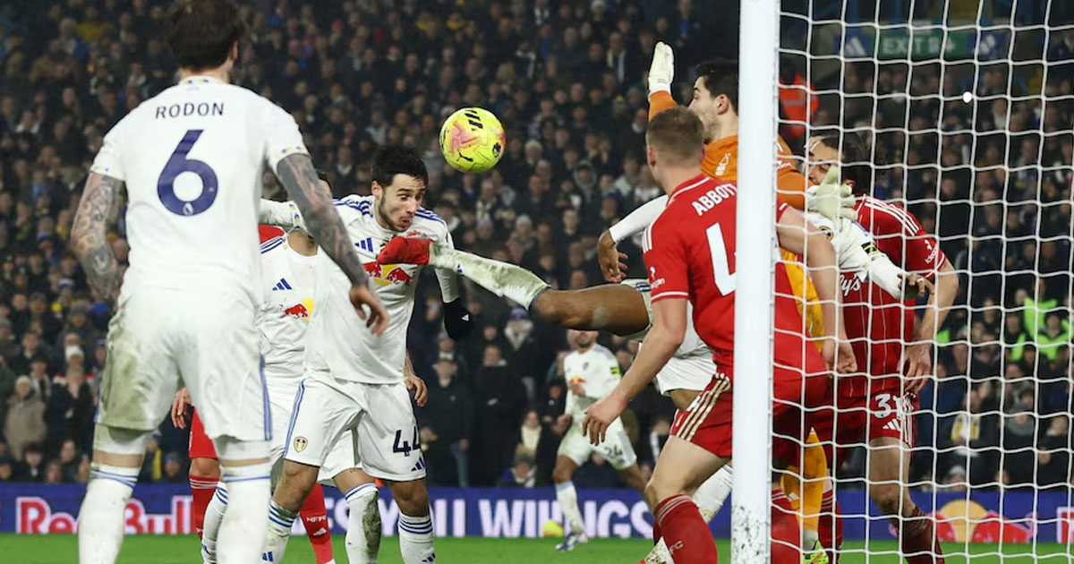 ক্যালভার্ট-লুইনের নৈপুণ্যে ফরেস্টকে ৩-১ হারিয়ে স্বস্তিতে লিডস